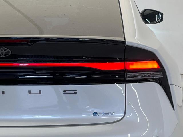 プリウス Z モデリスタフルエアロ モデリスタ製19インチアルミホイール レッド加飾付合皮スポーティシート デジタルインナーミラー 純正12.3インチナビ パノラミックビューモニター ベンチレーション ETC(33枚目)