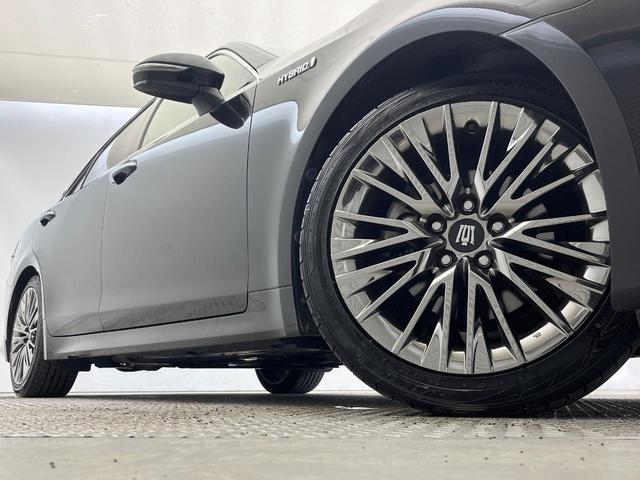 クラウンハイブリッド アスリートＳ　禁煙車　純正ナビ　バックカメラ　衝突被害軽減システム　スマートキー　ＨＩＤヘッド　ビルトインＥＴＣ　シートヒーター　クルーズコントロール　オートライト　純正１８インチアルミホイール（10枚目）