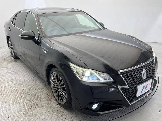 クラウンハイブリッド アスリートＳ　禁煙車　純正ナビ　バックカメラ　衝突被害軽減システム　スマートキー　ＨＩＤヘッド　ビルトインＥＴＣ　シートヒーター　クルーズコントロール　オートライト　純正１８インチアルミホイール（16枚目）