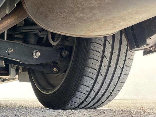 クラウンハイブリッド アスリートＳ　禁煙車　純正ナビ　バックカメラ　衝突被害軽減システム　スマートキー　ＨＩＤヘッド　ビルトインＥＴＣ　シートヒーター　クルーズコントロール　オートライト　純正１８インチアルミホイール（32枚目）