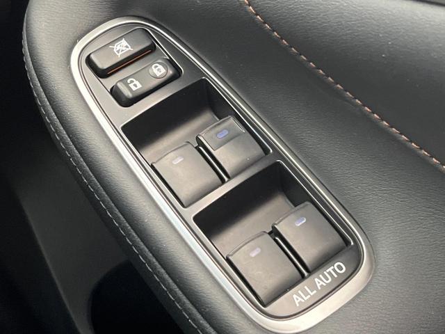 クラウンハイブリッド アスリートＳ　禁煙車　純正ナビ　バックカメラ　衝突被害軽減システム　スマートキー　ＨＩＤヘッド　ビルトインＥＴＣ　シートヒーター　クルーズコントロール　オートライト　純正１８インチアルミホイール（47枚目）