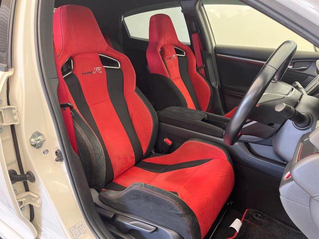 シビック タイプR 6MT 純正ナビ 禁煙車 クルーズコントロール ターボ バックカメラ ETC ブレンボキャリパー LEDヘッドライト 純正20インチアルミホイール 左右独立エアコン(10枚目)