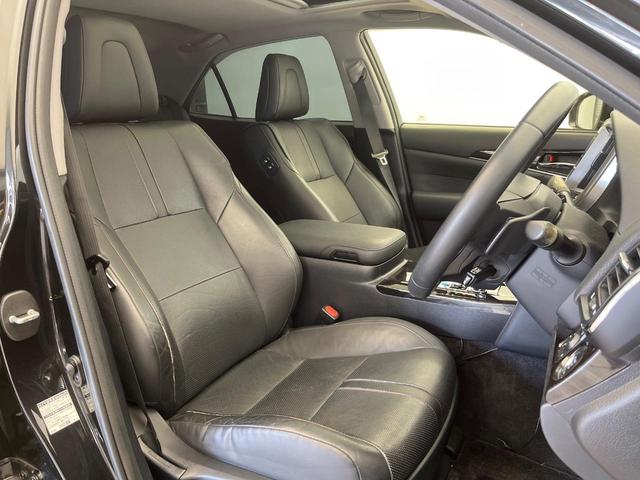 クラウン アスリートS-T アドバンストパッケージ レザーシートパッケージ サンルーフ バックカメラ 衝突被害軽減システム レーダークルーズ 禁煙車 レザーシート ETC 純正17インチアルミホイール パワーシート(8枚目)