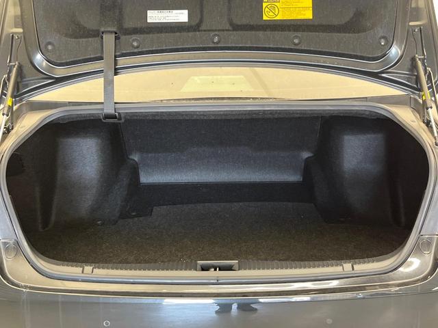 クラウン アスリートS-T アドバンストパッケージ レザーシートパッケージ サンルーフ バックカメラ 衝突被害軽減システム レーダークルーズ 禁煙車 レザーシート ETC 純正17インチアルミホイール パワーシート(13枚目)