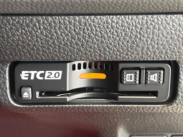 【ＥＴＣ】高速道路の料金所をストレスなく通過！話題のスポットやサービスエリアに多い「スマートＩＣ」利用時は必須のアイテムです。当店でセットアップを実施、ご納車当日からすぐにご利用いただけます！