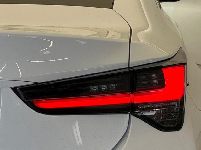 RC RC300h Fスポーツ ムーンルーフ 角型三眼LEDヘッドライト 純正ナビ バックカメラ ブラインドスポットモニター レーダークルーズコントロール プリクラッシュセーフティ ベンチレーション メモリー付パワーシート ETC(32枚目)