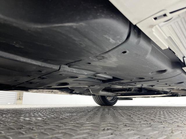 ＩＳ ＩＳ３００　ＦスポーツモードブラックＳ　特別使用車　サンルーフ　セーフティシステムプラス　ブラインドスポット　三眼ＬＥＤヘッド　１０．３インチナビ　パノラミックビュー　メモリー付パワーシート　純正１９ＡＷ　パドルシフト　革巻きステアリング（33枚目）