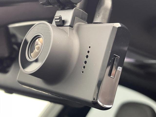 ＩＳ ＩＳ３００　ＦスポーツモードブラックＳ　特別使用車　サンルーフ　セーフティシステムプラス　ブラインドスポット　三眼ＬＥＤヘッド　１０．３インチナビ　パノラミックビュー　メモリー付パワーシート　純正１９ＡＷ　パドルシフト　革巻きステアリング（42枚目）