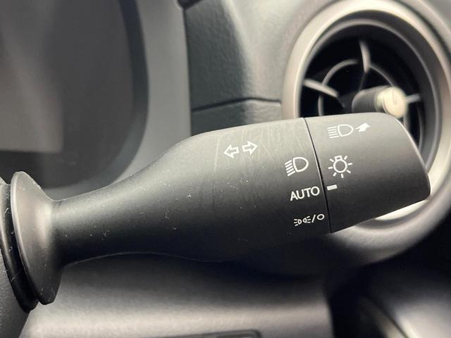 ＩＳ ＩＳ３００　ＦスポーツモードブラックＳ　特別使用車　サンルーフ　セーフティシステムプラス　ブラインドスポット　三眼ＬＥＤヘッド　１０．３インチナビ　パノラミックビュー　メモリー付パワーシート　純正１９ＡＷ　パドルシフト　革巻きステアリング（58枚目）