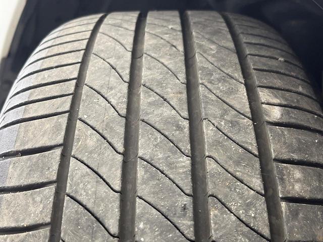 カムリ ＷＳ　ツートーンカラー　ＪＢＬプレミアムサウンドシステム　純正ナビ　バックカメラ　ブラインドスポットモニター　レーダークルーズコントロール　オートブレーキホールド　パワーシート　ＬＥＤヘッドライト　ＥＴＣ（28枚目）