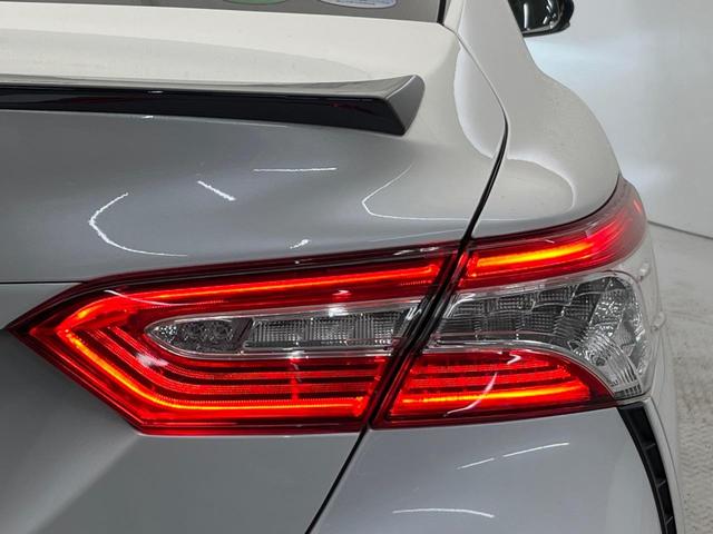 カムリ ＷＳ　ツートーンカラー　ＪＢＬプレミアムサウンドシステム　純正ナビ　バックカメラ　ブラインドスポットモニター　レーダークルーズコントロール　オートブレーキホールド　パワーシート　ＬＥＤヘッドライト　ＥＴＣ（33枚目）