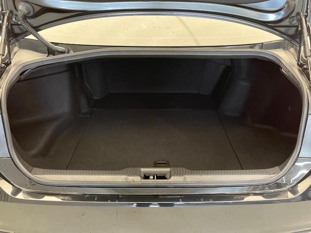 クラウンハイブリッド ＲＳアドバンス　後期　ムーンルーフ　セーフティーパッケージプラス　デジタルインナーミラー　全周囲モニター　純正ナビ　禁煙車　レーダークルーズコントロール　ブラインドスポットモニター　３眼ＬＥＤヘッドライト　ＥＴＣ（13枚目）