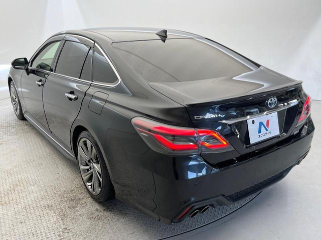 クラウンハイブリッド ＲＳアドバンス　後期　ムーンルーフ　セーフティーパッケージプラス　デジタルインナーミラー　全周囲モニター　純正ナビ　禁煙車　レーダークルーズコントロール　ブラインドスポットモニター　３眼ＬＥＤヘッドライト　ＥＴＣ（28枚目）