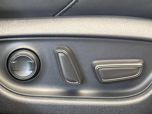 クラウンハイブリッド ＲＳアドバンス　後期　ムーンルーフ　セーフティーパッケージプラス　デジタルインナーミラー　全周囲モニター　純正ナビ　禁煙車　レーダークルーズコントロール　ブラインドスポットモニター　３眼ＬＥＤヘッドライト　ＥＴＣ（50枚目）