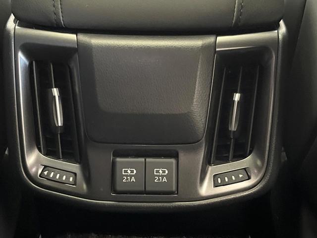 クラウンハイブリッド ＲＳアドバンス　後期　ムーンルーフ　セーフティーパッケージプラス　デジタルインナーミラー　全周囲モニター　純正ナビ　禁煙車　レーダークルーズコントロール　ブラインドスポットモニター　３眼ＬＥＤヘッドライト　ＥＴＣ（52枚目）