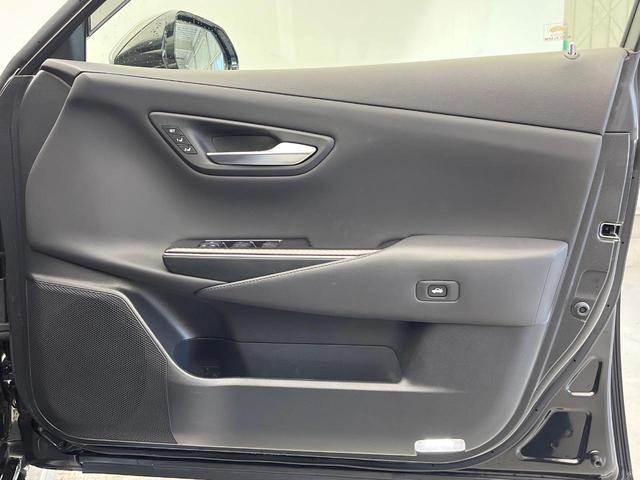 クラウンハイブリッド ＲＳアドバンス　後期　ムーンルーフ　セーフティーパッケージプラス　デジタルインナーミラー　全周囲モニター　純正ナビ　禁煙車　レーダークルーズコントロール　ブラインドスポットモニター　３眼ＬＥＤヘッドライト　ＥＴＣ（53枚目）