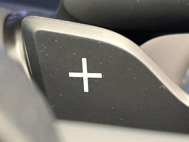 クラウンハイブリッド ＲＳアドバンス　後期　ムーンルーフ　セーフティーパッケージプラス　デジタルインナーミラー　全周囲モニター　純正ナビ　禁煙車　レーダークルーズコントロール　ブラインドスポットモニター　３眼ＬＥＤヘッドライト　ＥＴＣ（58枚目）