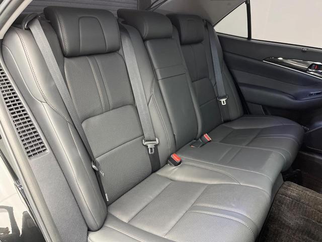 クラウンハイブリッド アスリートG ムーンルーフ プレミアムサウンド レザーシートパッケージ シートベンチレーション 衝突軽減 レーダークルーズコントロール マルチビューモニター 純正ナビ シートメモリー ETC スパッタリングアルミ(15枚目)