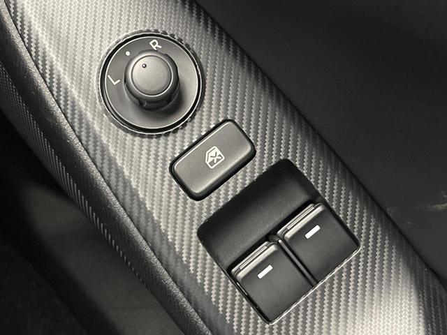 ロードスター 990S 特別仕様車 6MT マツダスピードエアロ 衝突被害軽減システム ブラインドスポットモニター ブレンボ製キャリパー レーンキープアシスト 禁煙車 コーナーセンサー 純正16インチアルミホイール(44枚目)