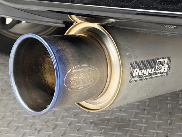 ＣＲ－Ｚ αマスターレーベル　禁煙車　ガラスルーフ　ＳＤナビ　バックカメラ　ハーフレザーシート　ドラレコ　スマートキー　クルコン　純正１７インチアルミ　オートライト　オートエアコン　Ｂｌｕｅｔｏｏｔｈ　フルセグ（4枚目）