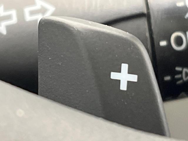 ＣＲ－Ｚ αマスターレーベル　禁煙車　ガラスルーフ　ＳＤナビ　バックカメラ　ハーフレザーシート　ドラレコ　スマートキー　クルコン　純正１７インチアルミ　オートライト　オートエアコン　Ｂｌｕｅｔｏｏｔｈ　フルセグ（32枚目）