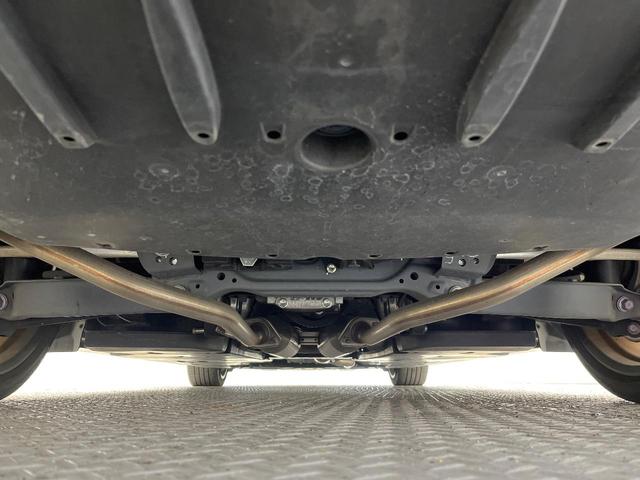 クラウンハイブリッド ＲＳアドバンス　ムーンルーフ　カラーヘッドアップディスプレイ　バックカメラ　ブラインドスポットモニター　衝突被害軽減システム　レーダークルーズ　ドラレコ　ＬＥＤヘッド　ビルトインＥＴＣ　純正１８インチアルミ（19枚目）