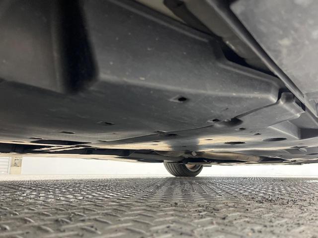 クラウンハイブリッド ＲＳアドバンス　ムーンルーフ　カラーヘッドアップディスプレイ　バックカメラ　ブラインドスポットモニター　衝突被害軽減システム　レーダークルーズ　ドラレコ　ＬＥＤヘッド　ビルトインＥＴＣ　純正１８インチアルミ（42枚目）