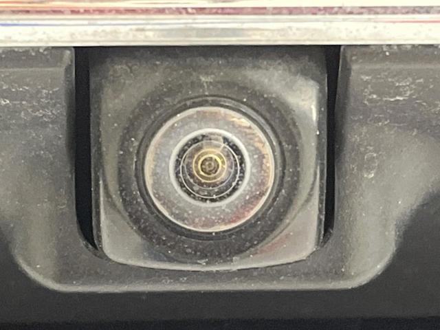 クラウンハイブリッド ＲＳアドバンス　ムーンルーフ　カラーヘッドアップディスプレイ　バックカメラ　ブラインドスポットモニター　衝突被害軽減システム　レーダークルーズ　ドラレコ　ＬＥＤヘッド　ビルトインＥＴＣ　純正１８インチアルミ（43枚目）