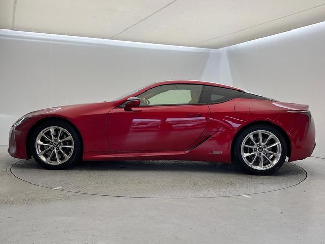 ＬＣ ＬＣ５００ｈ　禁煙車　カラーＨＵＤ　純正ＳＤナビ　セーフティシステムプラス　バックカメラ　レーダークルーズコントロール　茶革シート　前席シートエアコン　コーナーセンサー　ＬＥＤヘッド（24枚目）