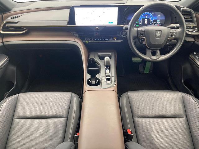 クラウンクロスオーバー Gアドバンスド・レザーパッケージ 純正12.3インチナビ パノラミックビューモニター HUD ブラインドスポットモニター ハンズフリーパワーバックドア レーダークルーズコントロール ステアリングヒーター シートベンチレーション ETC(2枚目)