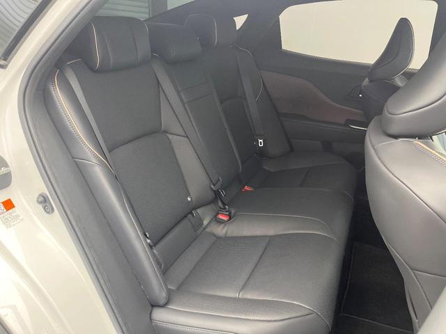 クラウンクロスオーバー Gアドバンスド・レザーパッケージ 純正12.3インチナビ パノラミックビューモニター HUD ブラインドスポットモニター ハンズフリーパワーバックドア レーダークルーズコントロール ステアリングヒーター シートベンチレーション ETC(41枚目)