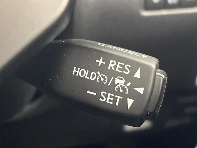 ＩＳ ＩＳ３００　バージョンＬ　後期　禁煙車　セーフティシステムプラス　レーダークルーズコントロール　ブラインドスポットモニター　３連ＬＥＤヘッドライト　純正１９インチアルミホイール　シートベンチレーション　茶革　プレミアムサウンド（8枚目）