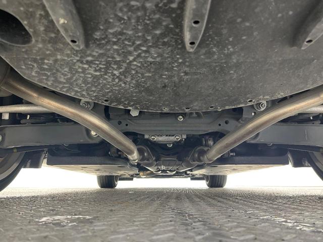 ＩＳ ＩＳ３００　バージョンＬ　後期　禁煙車　セーフティシステムプラス　レーダークルーズコントロール　ブラインドスポットモニター　３連ＬＥＤヘッドライト　純正１９インチアルミホイール　シートベンチレーション　茶革　プレミアムサウンド（18枚目）