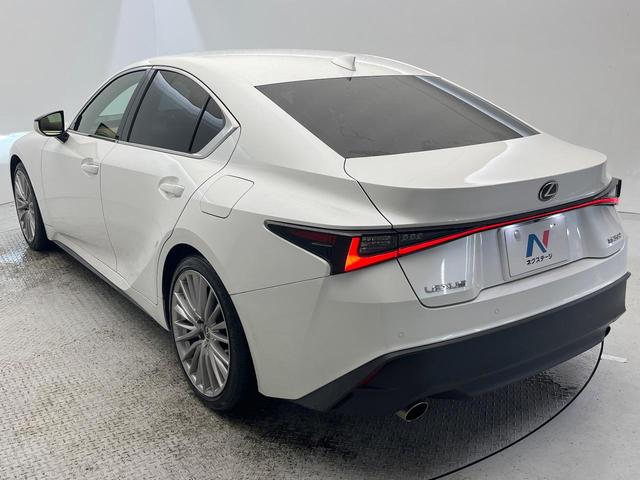 ＩＳ ＩＳ３００　バージョンＬ　後期　禁煙車　セーフティシステムプラス　レーダークルーズコントロール　ブラインドスポットモニター　３連ＬＥＤヘッドライト　純正１９インチアルミホイール　シートベンチレーション　茶革　プレミアムサウンド（34枚目）