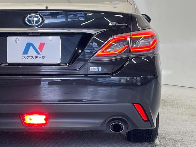 クラウンハイブリッド Ｇ－エグゼクティブ　禁煙車　純正ＳＤナビ　マルチビューモニター　レーダークルーズコントロール　プリクラッシュセーフティ　シートベンチレーション　ＥＴＣ　メモリーシート　純正１８インチアルミホイール　３眼ＬＥＤヘッドライト（24枚目）