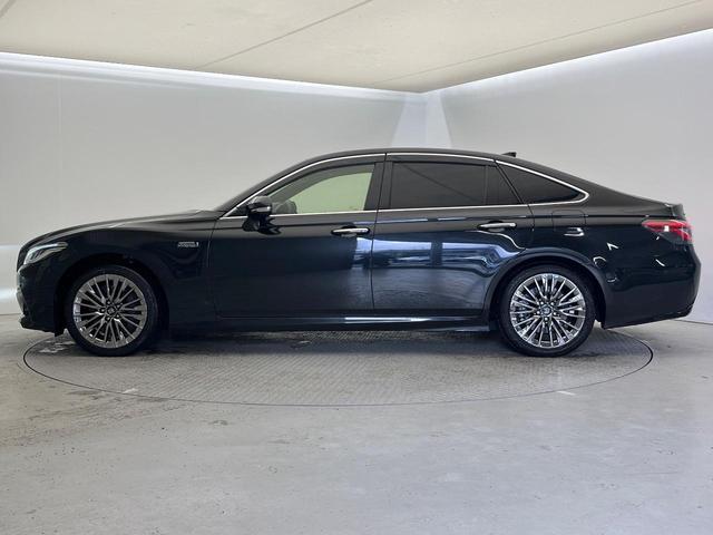 クラウンハイブリッド Ｇ－エグゼクティブ　禁煙車　純正ＳＤナビ　マルチビューモニター　レーダークルーズコントロール　プリクラッシュセーフティ　シートベンチレーション　ＥＴＣ　メモリーシート　純正１８インチアルミホイール　３眼ＬＥＤヘッドライト（29枚目）