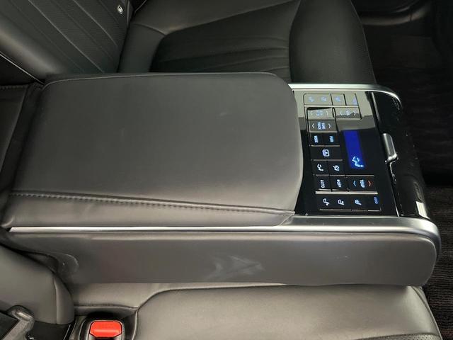 クラウンハイブリッド Ｇ－エグゼクティブ　禁煙車　純正ＳＤナビ　マルチビューモニター　レーダークルーズコントロール　プリクラッシュセーフティ　シートベンチレーション　ＥＴＣ　メモリーシート　純正１８インチアルミホイール　３眼ＬＥＤヘッドライト（46枚目）