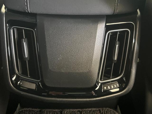 クラウンハイブリッド Ｇ－エグゼクティブ　禁煙車　純正ＳＤナビ　マルチビューモニター　レーダークルーズコントロール　プリクラッシュセーフティ　シートベンチレーション　ＥＴＣ　メモリーシート　純正１８インチアルミホイール　３眼ＬＥＤヘッドライト（48枚目）