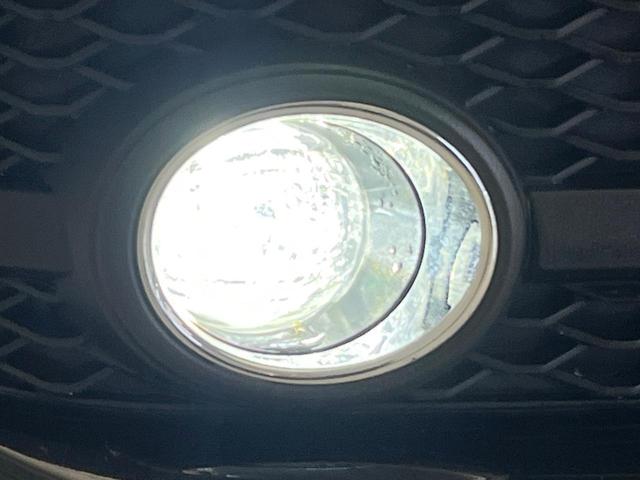 クラウンハイブリッド Ｇ－エグゼクティブ　禁煙車　純正ＳＤナビ　マルチビューモニター　レーダークルーズコントロール　プリクラッシュセーフティ　シートベンチレーション　ＥＴＣ　メモリーシート　純正１８インチアルミホイール　３眼ＬＥＤヘッドライト（60枚目）