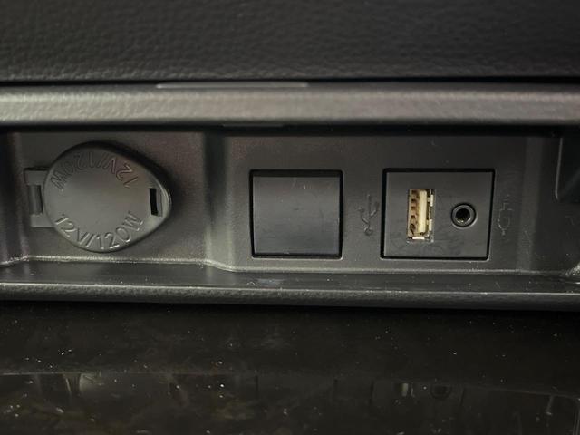 クラウンハイブリッド Ｇ－エグゼクティブ　禁煙車　純正ＳＤナビ　マルチビューモニター　レーダークルーズコントロール　プリクラッシュセーフティ　シートベンチレーション　ＥＴＣ　メモリーシート　純正１８インチアルミホイール　３眼ＬＥＤヘッドライト（71枚目）