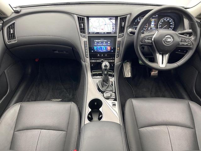 スカイライン ＧＴ　タイプＳＰ　禁煙車　サンルーフ　純正ナビ　衝突被害軽減システム　ドラレコ　ＥＴＣ　純正１９インチアルミ　オートハイビーム　レーダークルーズコントロール　ＬＥＤヘッドライト　メモリー機能付きパワーシート（2枚目）