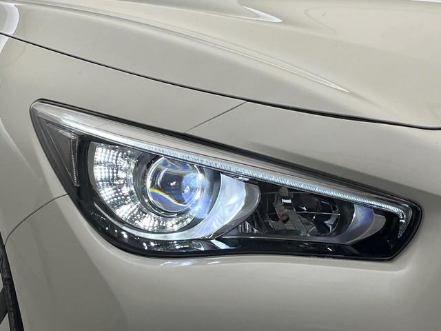 スカイライン ＧＴ　タイプＳＰ　禁煙車　サンルーフ　純正ナビ　衝突被害軽減システム　ドラレコ　ＥＴＣ　純正１９インチアルミ　オートハイビーム　レーダークルーズコントロール　ＬＥＤヘッドライト　メモリー機能付きパワーシート（11枚目）