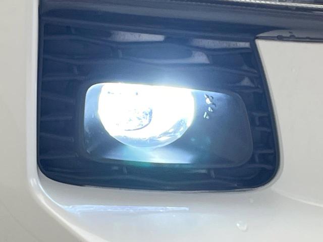 スカイライン ＧＴ　タイプＳＰ　禁煙車　サンルーフ　純正ナビ　衝突被害軽減システム　ドラレコ　ＥＴＣ　純正１９インチアルミ　オートハイビーム　レーダークルーズコントロール　ＬＥＤヘッドライト　メモリー機能付きパワーシート（24枚目）