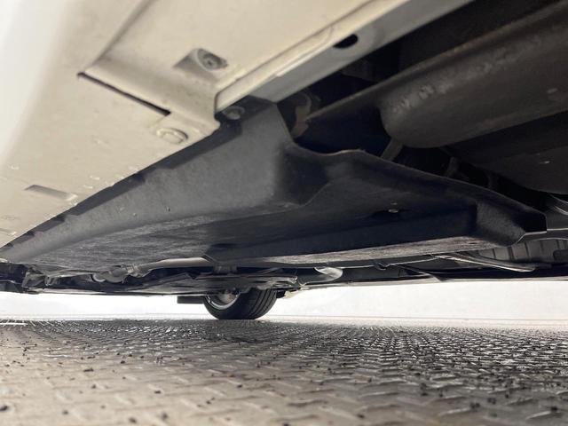 スカイライン ＧＴ　タイプＳＰ　禁煙車　サンルーフ　純正ナビ　衝突被害軽減システム　ドラレコ　ＥＴＣ　純正１９インチアルミ　オートハイビーム　レーダークルーズコントロール　ＬＥＤヘッドライト　メモリー機能付きパワーシート（36枚目）