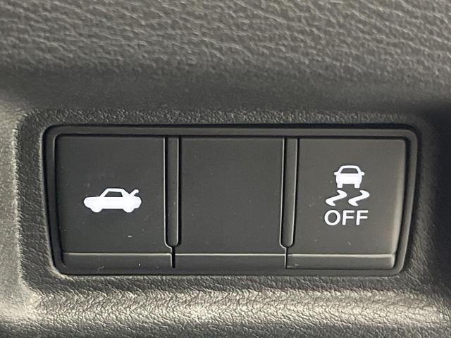 スカイライン ＧＴ　タイプＳＰ　禁煙車　サンルーフ　純正ナビ　衝突被害軽減システム　ドラレコ　ＥＴＣ　純正１９インチアルミ　オートハイビーム　レーダークルーズコントロール　ＬＥＤヘッドライト　メモリー機能付きパワーシート（47枚目）