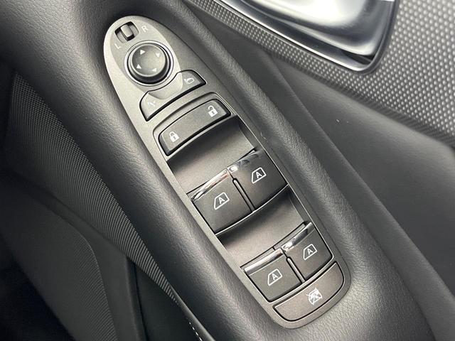 スカイライン ＧＴ　タイプＳＰ　禁煙車　サンルーフ　純正ナビ　衝突被害軽減システム　ドラレコ　ＥＴＣ　純正１９インチアルミ　オートハイビーム　レーダークルーズコントロール　ＬＥＤヘッドライト　メモリー機能付きパワーシート（49枚目）