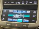 ロイヤルサルーン　禁煙車　アドバンストパッケージ　衝突軽減　レーダークルーズコントロール　クリアランスソナー　レザーシートパッケージ　ベージュ革シート　シートベンチレーション　純正８型ナビ　純正ＯＰ１７アルミホイール（60枚目）