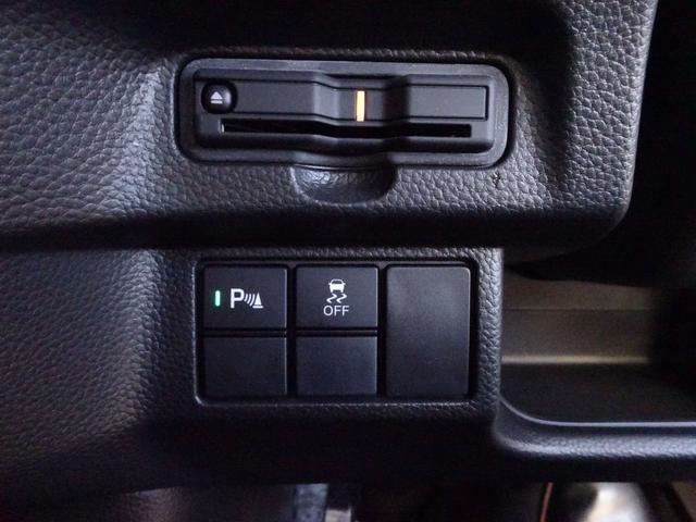 N-BOXカスタム L(32枚目)