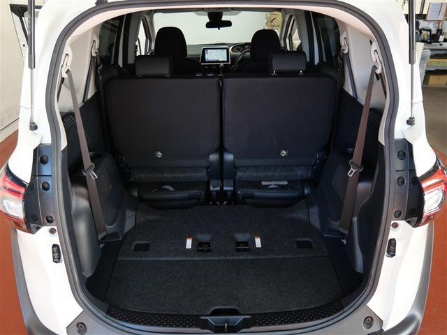 シエンタ Ｇ　セーフティーエディションＩＩ　フルセグ　メモリーナビ　ＤＶＤ再生　ミュージックプレイヤー接続可　バックカメラ　衝突被害軽減システム　ＥＴＣ　両側電動スライド　ＬＥＤヘッドランプ　ウオークスルー　乗車定員７人　３列シート（14枚目）