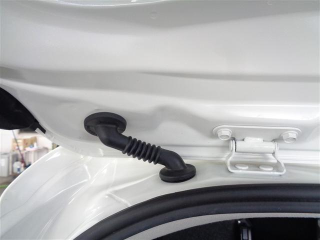 シエンタ Ｇ　セーフティーエディションＩＩ　フルセグ　メモリーナビ　ＤＶＤ再生　ミュージックプレイヤー接続可　バックカメラ　衝突被害軽減システム　ＥＴＣ　両側電動スライド　ＬＥＤヘッドランプ　ウオークスルー　乗車定員７人　３列シート（28枚目）